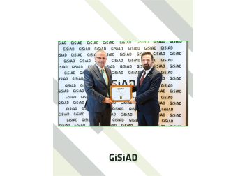 GİSİAD Üye Berat Takdimi