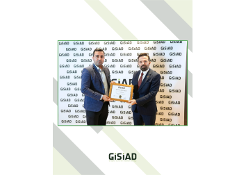 GİSİAD Üye Berat Takdimi