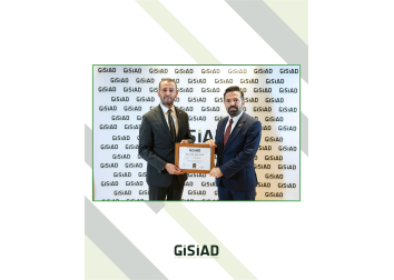 GİSİAD Üye Berat Takdimi