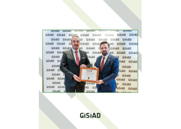 GİSİAD Üye Berat Takdimi