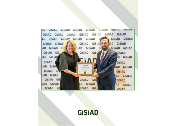 GİSİAD Üye Berat Takdimi